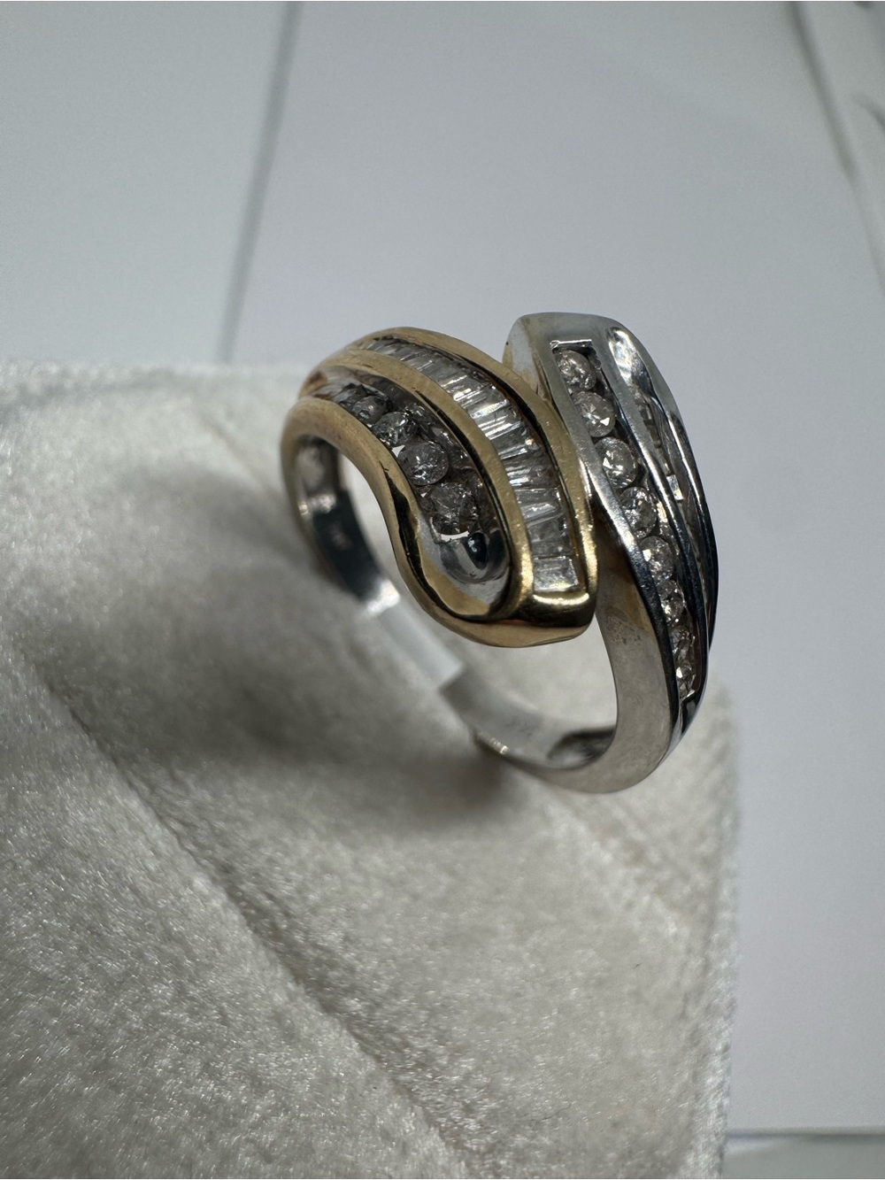 Vintage 14K 585 Two Tone Yellow & White Gold Natural Diamond Ring 4.3g Size 7 - Picture 8 of 16